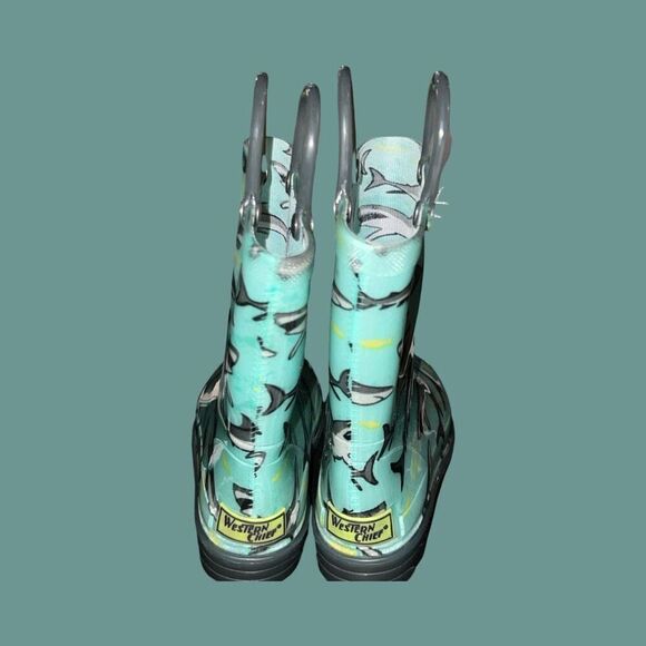 WESTERN CHEIF Toddler Shark Chase Light Up Rain Boots Size 10 - Picture 3 of 7